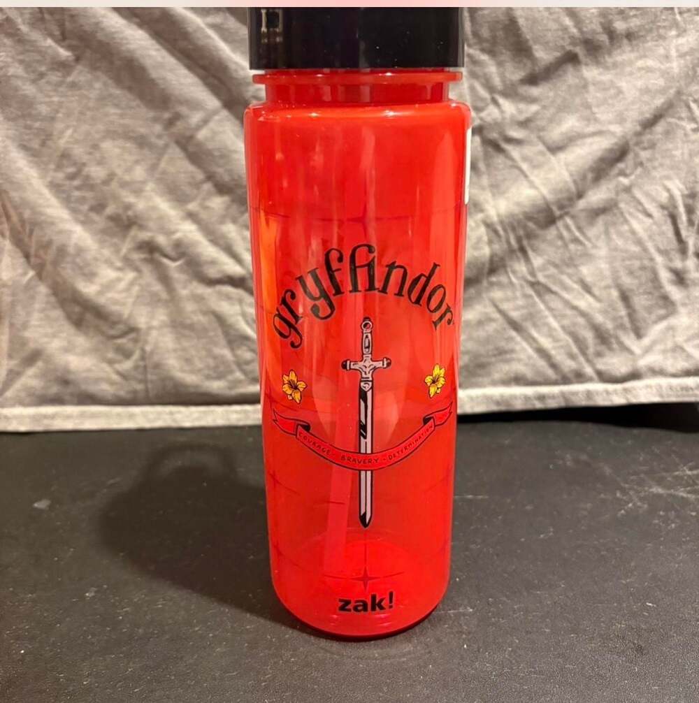 Zak Harry Potter Hogwarts Houses water bottle